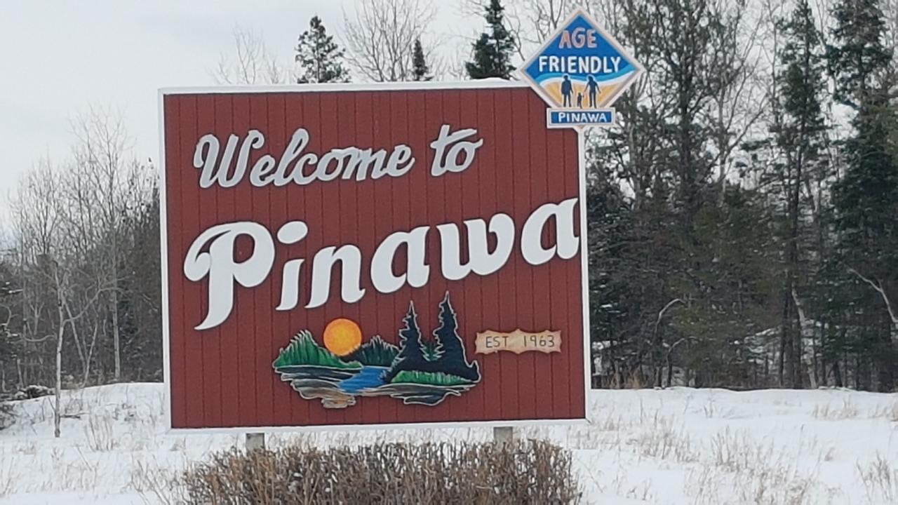 Pinawa Motel 외부 사진