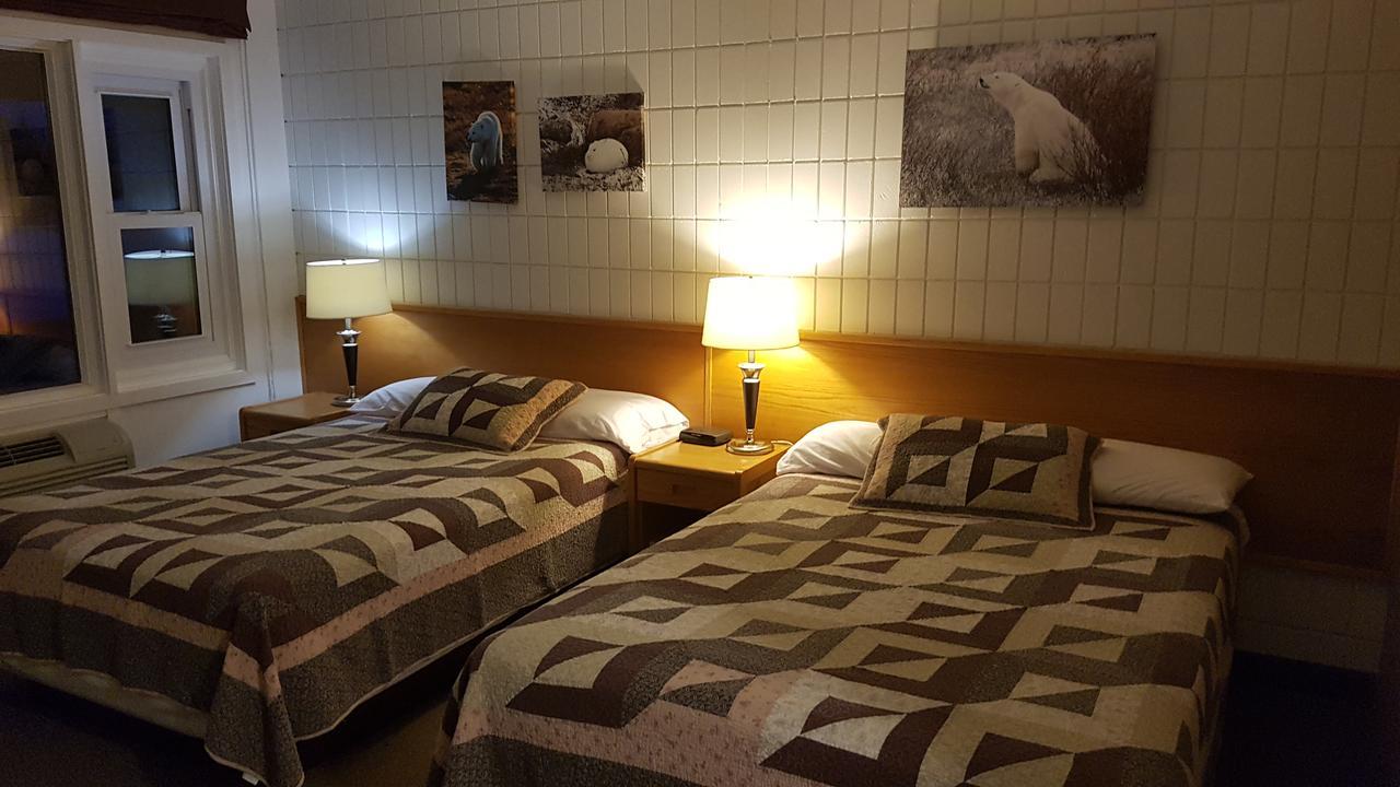 Pinawa Motel 외부 사진